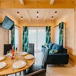 Osada Z Bali Chalet Ciche Małe